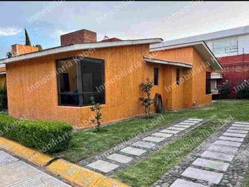 Linda Casa 2 min Costco Residencial