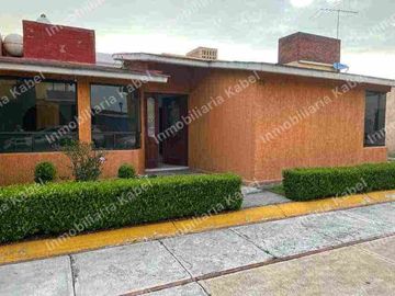 Linda Casa 2 min Costco Residencial