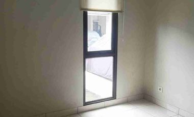 Disewakan rumah 2 lantai di cluster burgundy summarecon bekasi