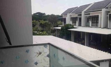 Disewakan rumah 2 lantai di cluster burgundy summarecon bekasi