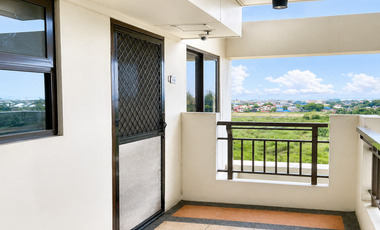 Corner 3 Bedroom Unit for Sale in Royal Palm Residences, Acacia Estates, Taguig City