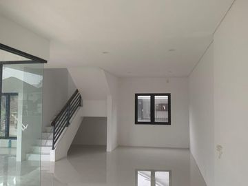 Harga Nego Sampai Jadi Rumah Dijual di Sentul SHM 3+1 Kamar Dekat AEON Mall