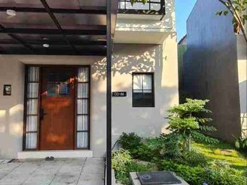 Rumah 2 Lantai Graha Natura