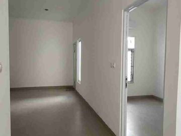 Di jual cepat rumah siap huni anti rayap di Cluster Barleria f2