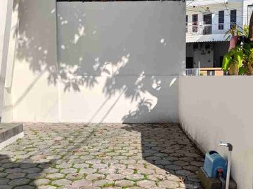 Di jual cepat rumah siap huni anti rayap di Cluster Barleria f2