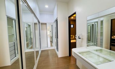5 Bedrooms Furnished  House and Lot for Sale in BF Resort Village, Talon Dos, Las Piñas City