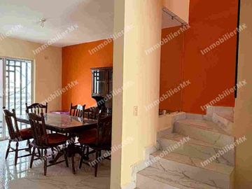 Hacienda las Flores Renta Casa