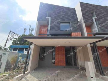 3Lantai Rumah Mewah Dekat Mall Aeon Tanjung Barat, Free DP