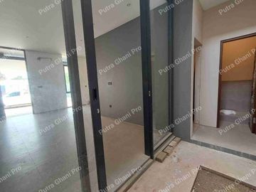 3Lantai Rumah Mewah Dekat Mall Aeon Tanjung Barat, Free DP