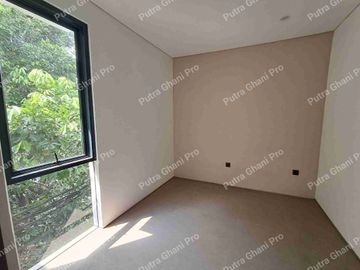 3Lantai Rumah Mewah Dekat Mall Aeon Tanjung Barat, Free DP