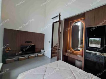 3Lantai Rumah Mewah Dekat Mall Aeon Tanjung Barat, Free DP