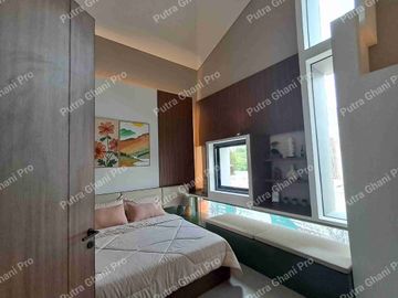3Lantai Rumah Mewah Dekat Mall Aeon Tanjung Barat, Free DP
