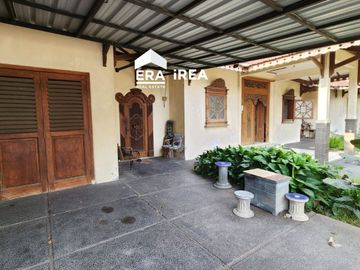 RUMAH DIJUAL SOLO BARAT DEKAT PASAR KARTASURA