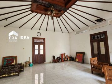 RUMAH DIJUAL SOLO BARAT DEKAT PASAR KARTASURA