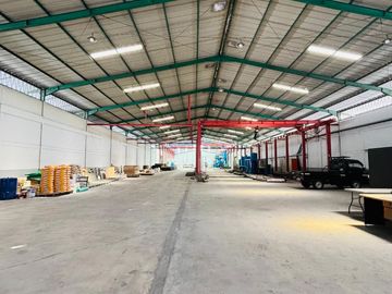 Gudang Terawat Siap Pakai Komplek Margomulyo Permai Harga Nego