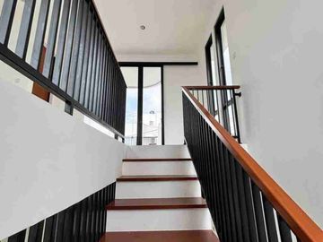 Dijual Villa Hook Baru Private Pool Di Gondorejo Oro-Oro Ombo Batu