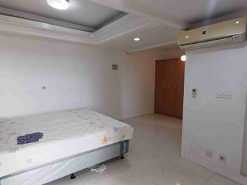 Disewakan 1 tahun apartemen mediterania palace