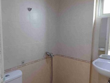 Disewakan 1 tahun apartemen mediterania palace