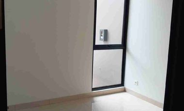 Disewakan Rumah di 
Cluster Viola
Sumarecon Crown Gading