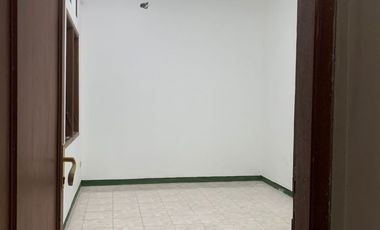 Disewakan Rumah Siap Huni Perumahan Graha Sampurna Indah Wiyung, Surabaya