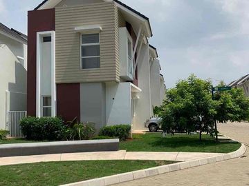 Rumah Siap Huni dalam Cluster di Summarecon Emerald, Karawang Timur
