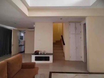 Jual rumah royal residence harewood Surabaya barat , dekat Pakuwon Mall, Citraland dan graha family