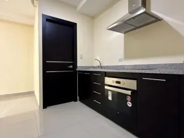LOCAL COMERCIAL BIEN UBICADO - EN RENTA - EL BOSQUE - 40m2