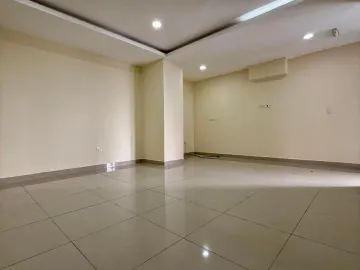 LOCAL COMERCIAL BIEN UBICADO - EN RENTA - EL BOSQUE - 40m2