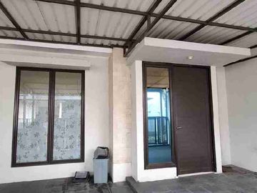 Rumah sewa sudah ada kanopi dan full bangunan