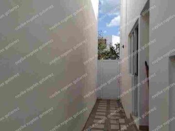 casa en renta de 4 recámaras