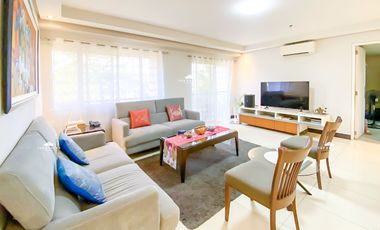 Rush Sale! Condo Unit for Sale in McKinley, Taguig City at Tuscany 3 Bedroom 3BR