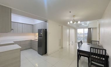 Spacious 2 Bedroom Condo for Sale in Oak Harbor Residences Near MOA & NAIA