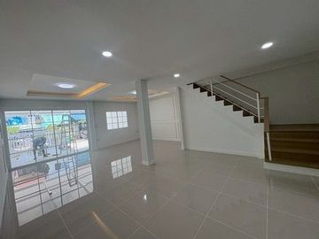 sss554 For Sale: Phetchabun Village, Phetkasem 112, Renovated Townhouse, Nong Khaem