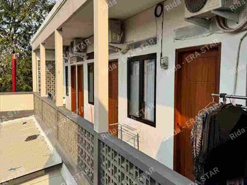Dijual Tempat Usaha dan Rumah Kost Buat investasi Lokasi Strategis di Rawamangun Jakarta Timur