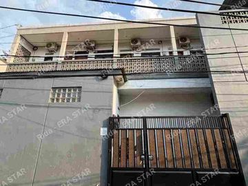 Dijual Tempat Usaha dan Rumah Kost Buat investasi Lokasi Strategis di Rawamangun Jakarta Timur