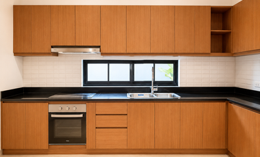 Quezon City House for Sale in White Plains Subdivision 7 Bedroom 7BR