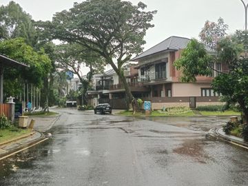 Disewakan Rumah 2 Lantai Semi Furnish Citra Grand Cibubur