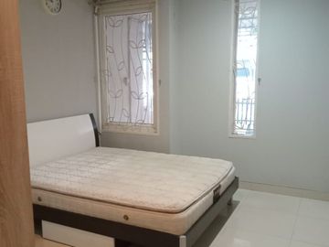 Disewakan Rumah 2 Lantai Semi Furnish Citra Grand Cibubur