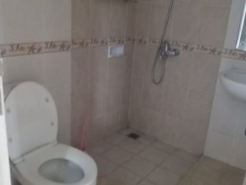 Disewakan Rumah 2 Lantai Semi Furnish Citra Grand Cibubur