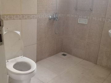 Disewakan Rumah 2 Lantai Semi Furnish Citra Grand Cibubur