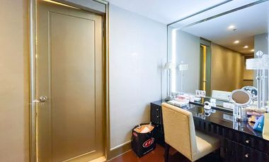 4 Bedroom Penthouse Condo for Sale in Raffles Residences