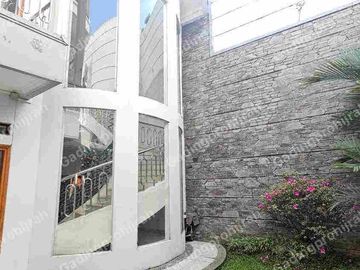 Dijual Rumah Mewah 2 Lantai Siap Huni & Full Cahaya Alami, MEKARWANGI