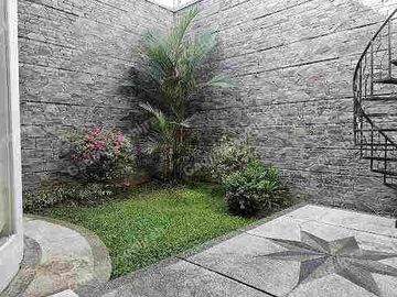 Dijual Rumah Mewah 2 Lantai Siap Huni & Full Cahaya Alami, MEKARWANGI