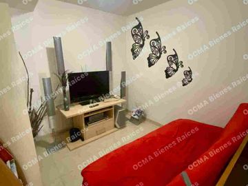 LINDA CASA EN VENTA EN HACIENDA DEL VALLE II, EN PRIVADA A 10 MINUTOS DEL PARQUE INDUSTRIAL TOLUCA 2000