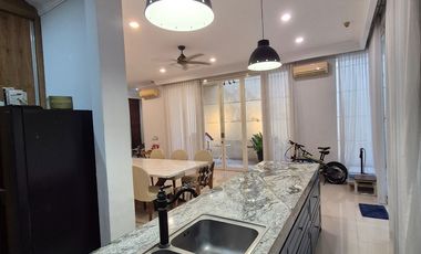 DIJUAL – RUMAH THE MANSION, PAKUWON INDAH SURABAYA BARAT – Dekat PTC
