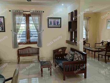 Di Jual Rumah 2 Lantai Asri dan Nyaman di Duren Sawit Jakarta Timur