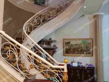 Selangkah MERR‼️ Rumah Classic Rungkut Harapan Surabaya