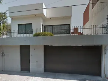 Casa en venta, en calle NUBIA, Colonia Clavería, CDMX