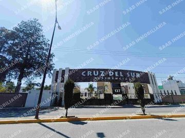 Casa en residencial Cruz del sur