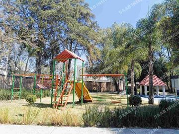 Casa en residencial Cruz del sur